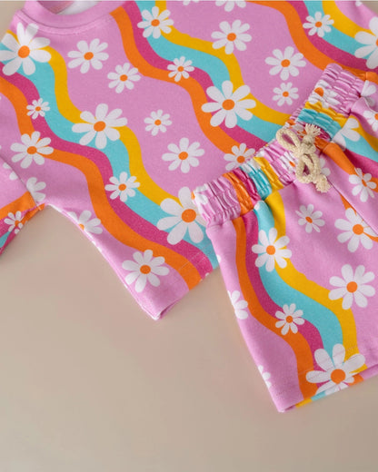 Groovy Daisy Shorts Set